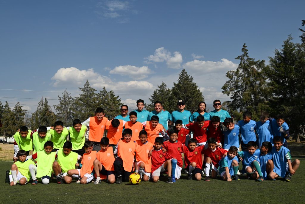 Equipos de futbol infantil de Jugando Juntos